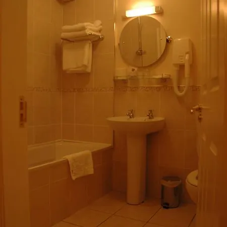Fanad House 3*